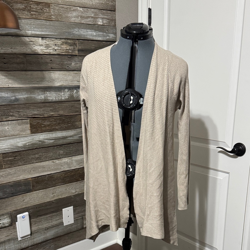 Dana Buchman Beige Open-Front Cardigan
